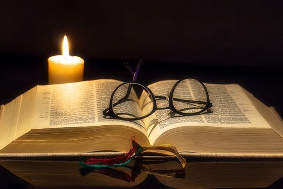 為什么光線太強也能使人近視