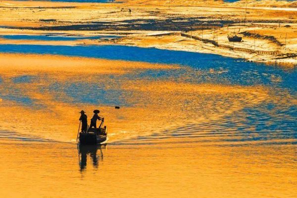 漣漪怎么讀,漣漪的意思是什么,漣漪的近義詞是什么