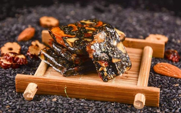 東阿怎么讀,東阿的拼音是什么,阿膠的作用與功效?