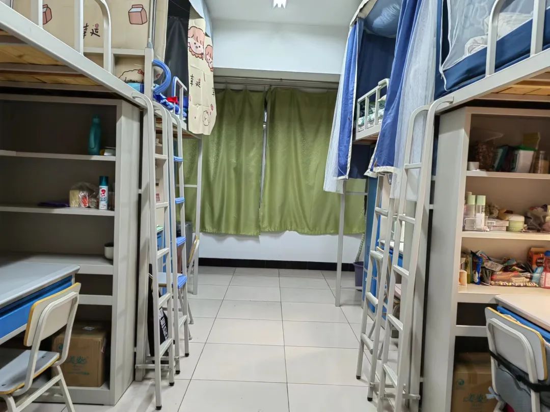 首都師范大學宿舍條件怎么樣,有空調和獨立衛生間嗎?(附宿舍圖片)