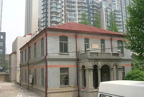 金陵中學(xué)有幾個(gè)校區(qū)_地址分別在哪?