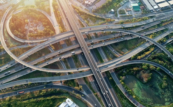 2026年春節(jié)高速免費(fèi)嗎,春節(jié)高速公路為什么要收費(fèi)?